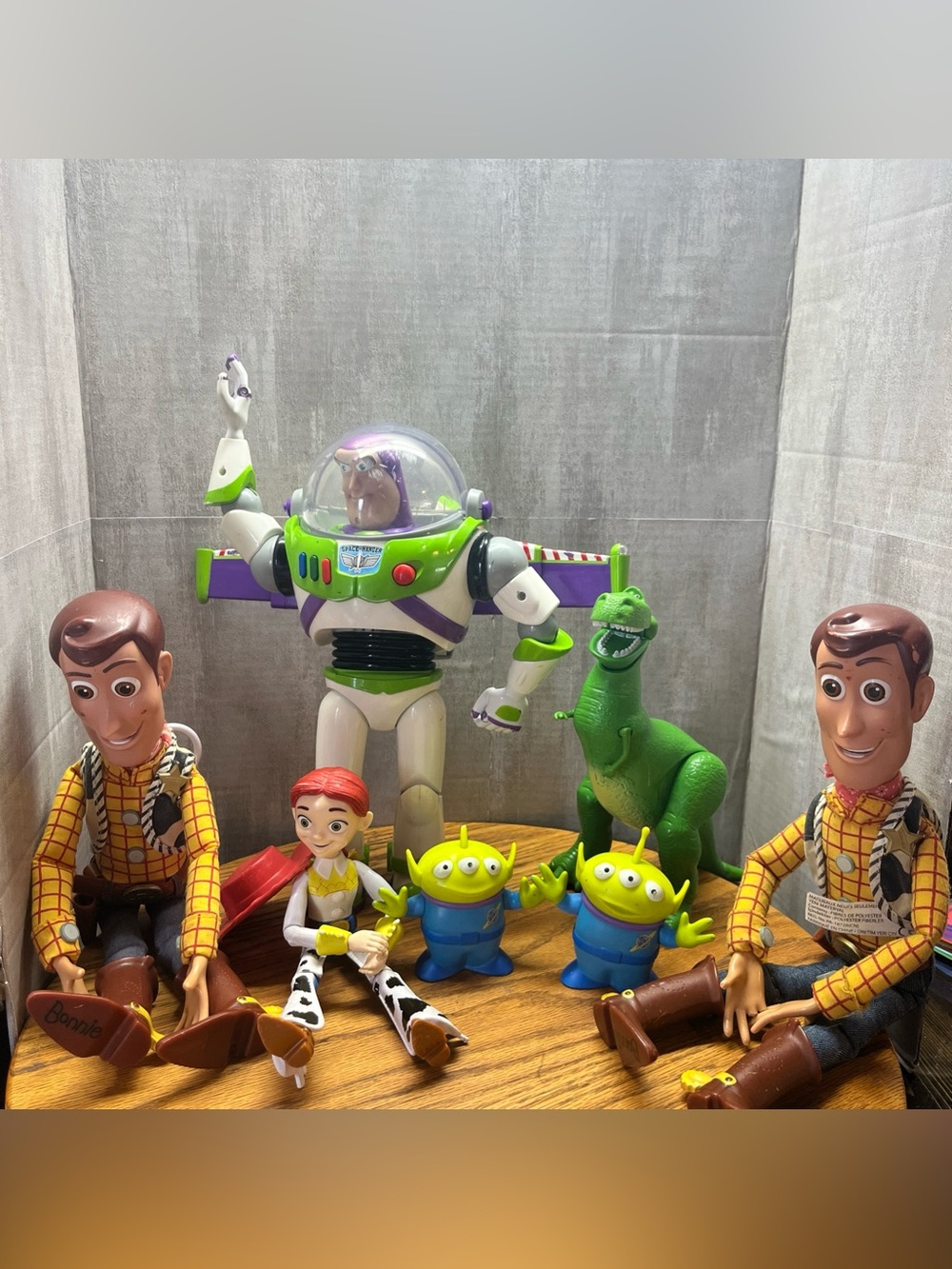 Lot of Disney Toy story action figures see details